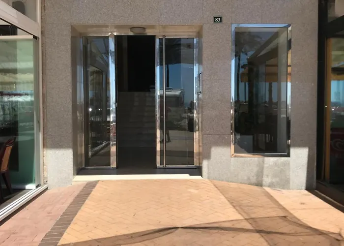 De Lujo En Primera Línea